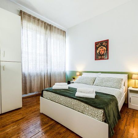 Milanese Elegance - 15 Minutes Duomo Apartamento Exterior foto