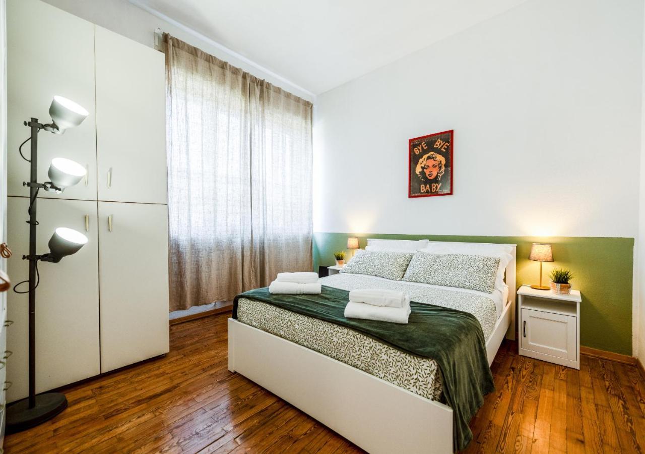 Milanese Elegance - 15 Minutes Duomo Apartamento Exterior foto
