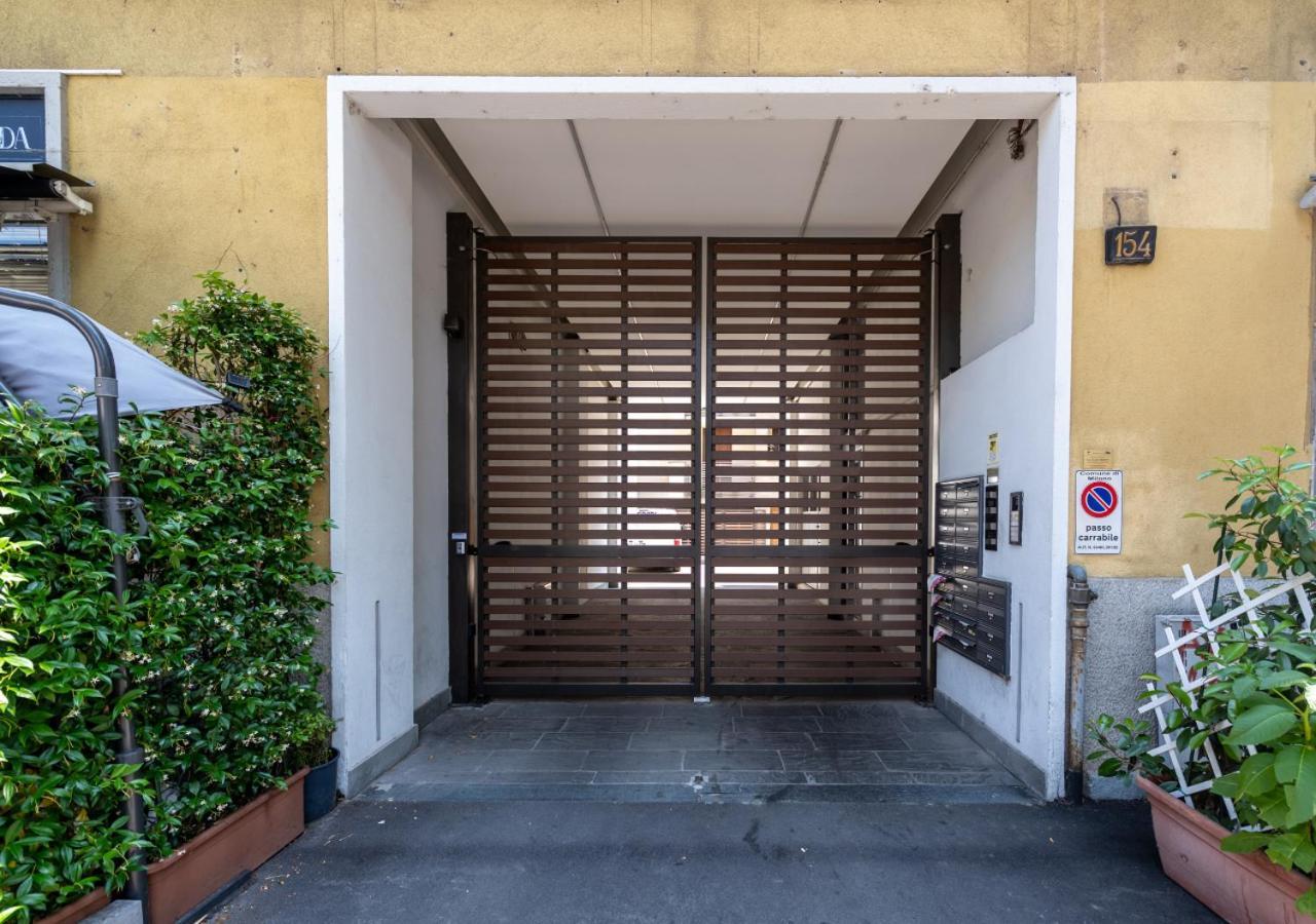 Milanese Elegance - 15 Minutes Duomo Apartamento Exterior foto
